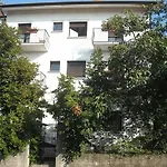 Valle Di Banne מלון